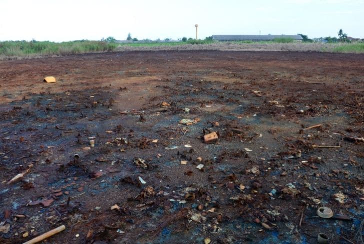 土地污染的定義、原因、影響和解決方案